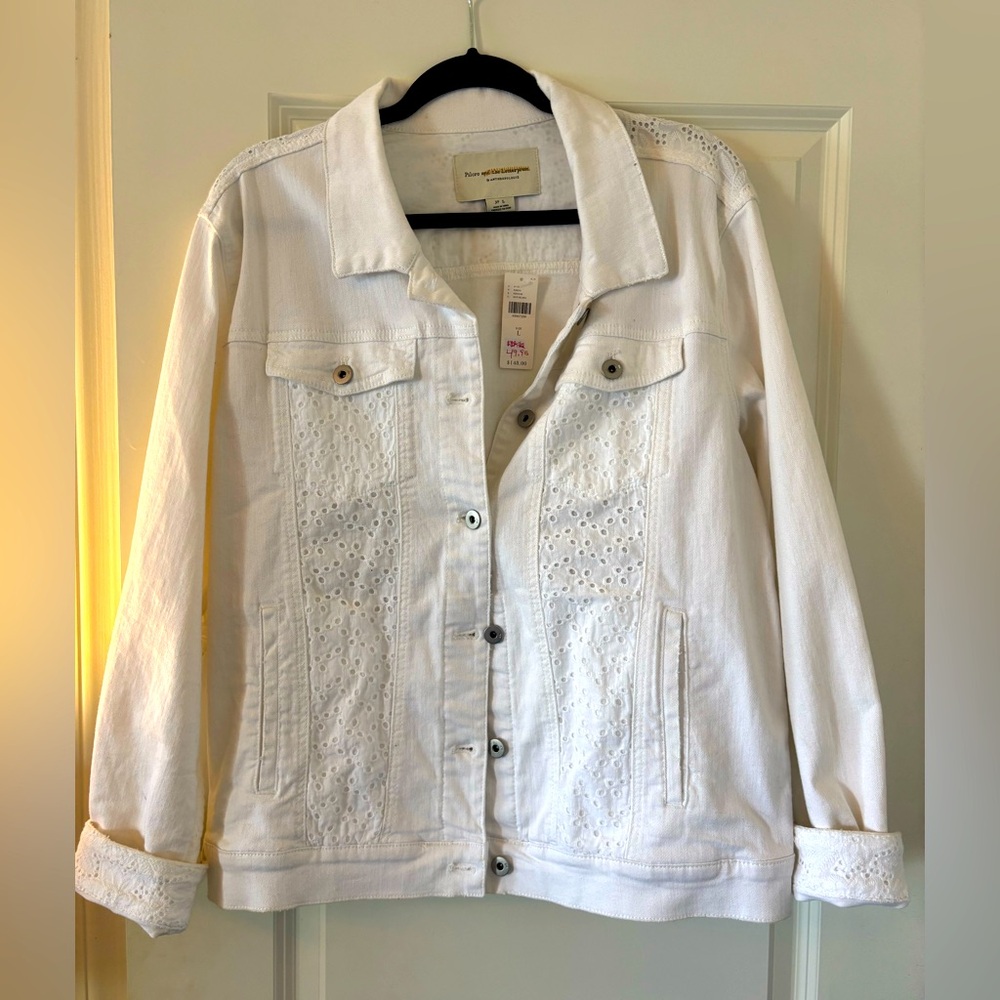 Anthropologie- Women's White Denim Jacket with Eyelet. New with tags. 🤍 Large